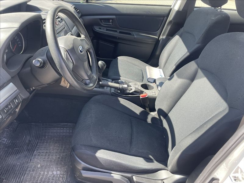 Subaru Impreza 1,6 i 84kw AWD Euro5 serviska - fotka 8 z 36