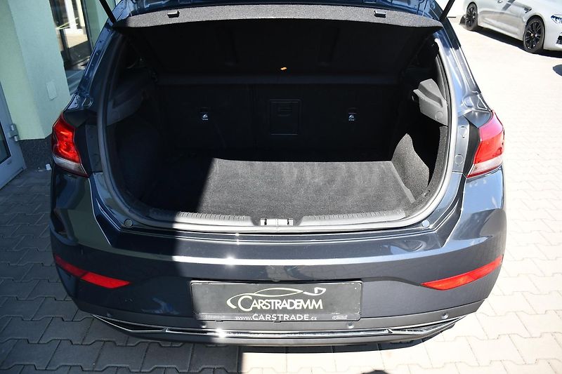 Hyundai i30 1,0T-GDi FAMILY SMART DCT ČR  - fotka 43 z 48