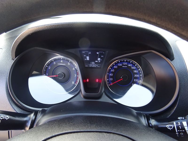 Hyundai ix20 (2011) 1.4i,66kW,1majČR,klima - fotka 9 z 23
