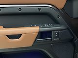 Land Rover Defender (2026) OCTA P635 AWD AUT - náhled 49
