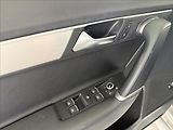 Volkswagen Passat 2,0   DSG,HIGHLINE,SERVISKA - náhled 12