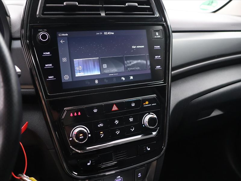 SsangYong Tivoli 1,5 T-GDI 120kW Grand Automat - fotka 21 z 33
