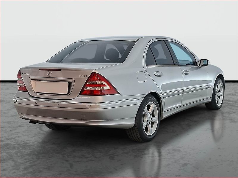 Mercedes-Benz Třídy C (2004) C 220 CDI , Automat - fotka 5 z 17