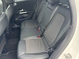Mercedes-Benz GLA 200d 4MATIC - náhled 14