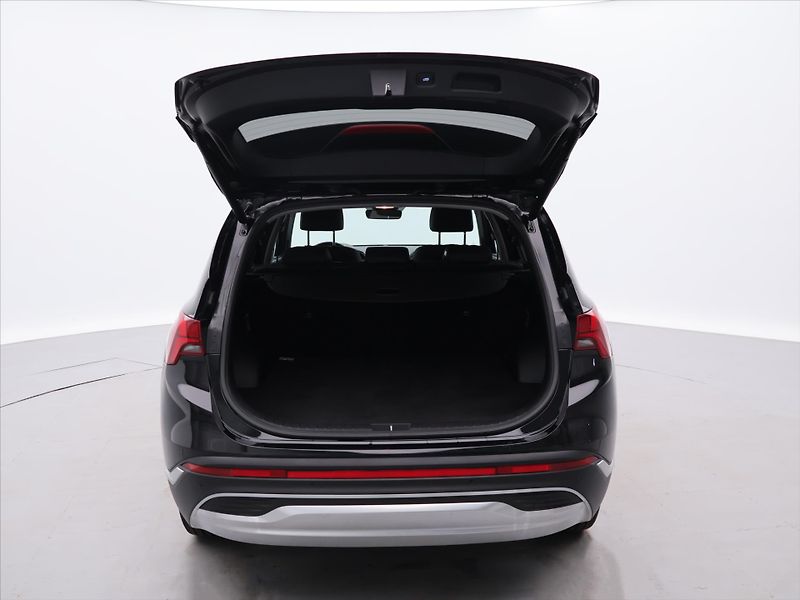 Hyundai Santa Fe 2,2 CRDi Smart DCT 142kW - fotka 9 z 36