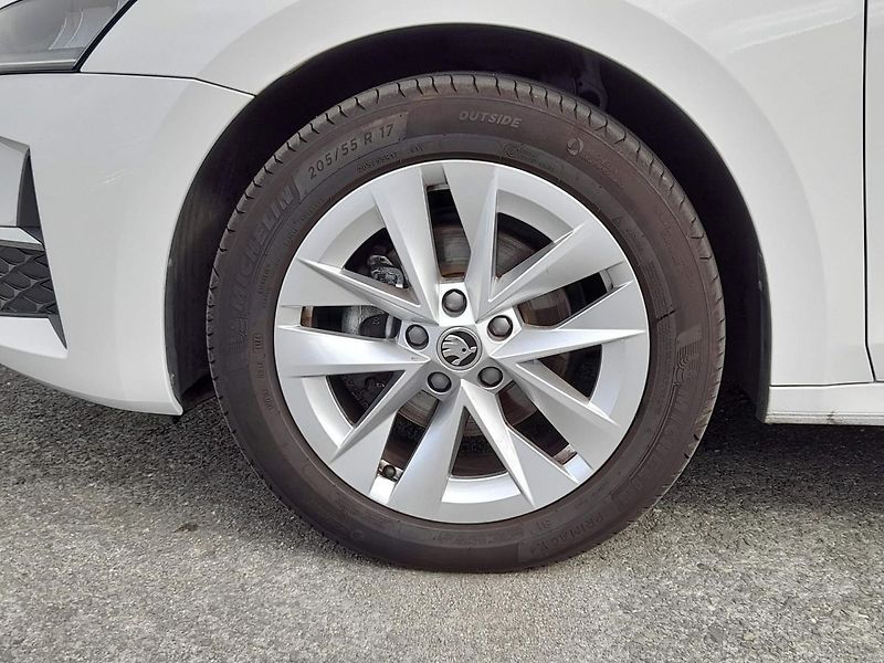 Škoda Octavia Combi Top Selection 2.0 85kW - fotka 10 z 20