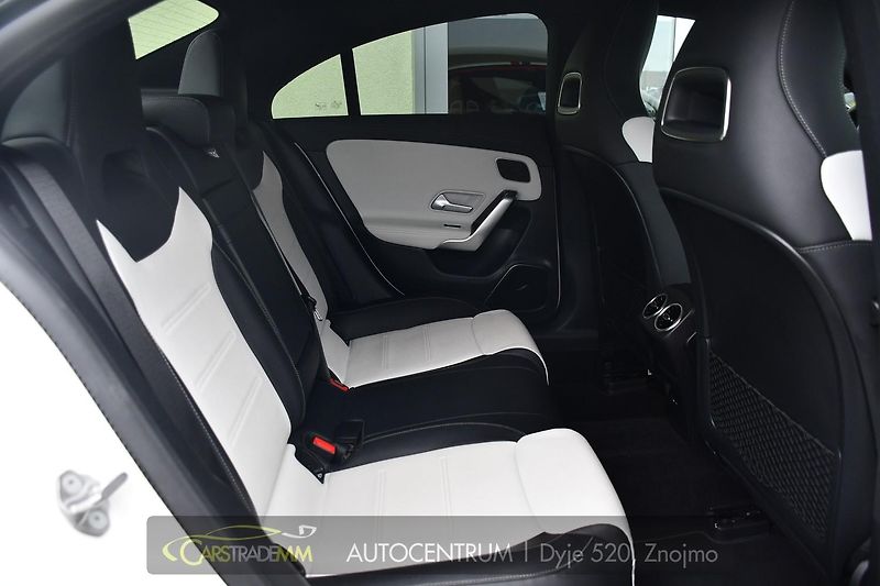 Mercedes-Benz CLA AMG 35 KESSY PANO 4MATIC - fotka 18 z 58