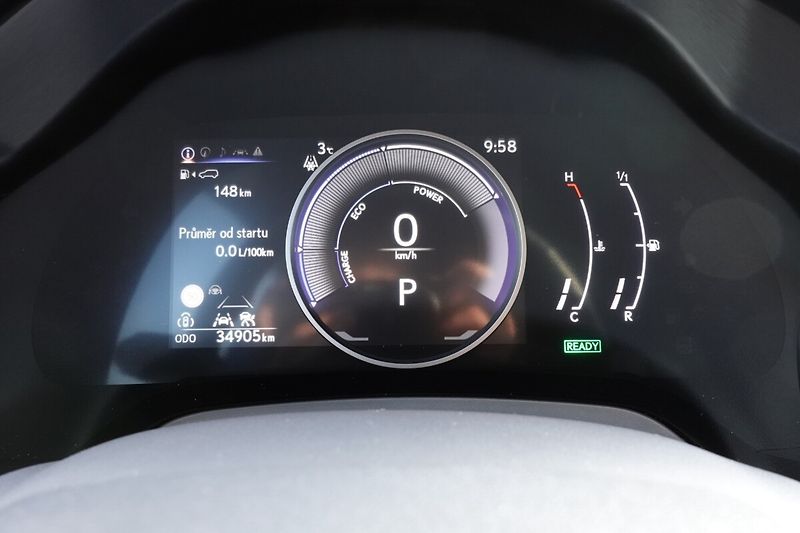 Lexus RX 350h Executive - fotka 27 z 36
