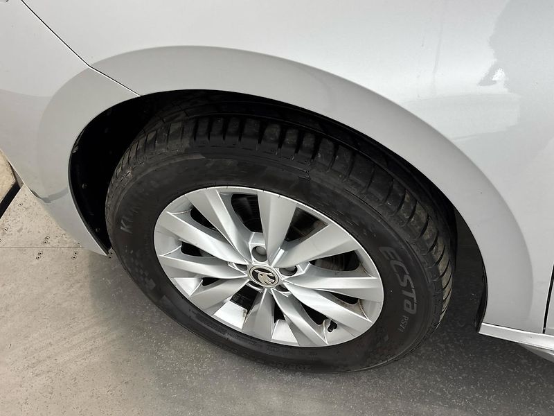 Škoda Kamiq Style DSG - fotka 27 z 28