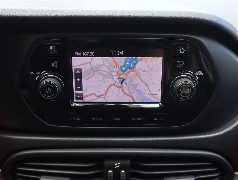 Fiat Tipo (2017) 1.4 16V, Serv.kniha, Navi - fotka 13 z 17