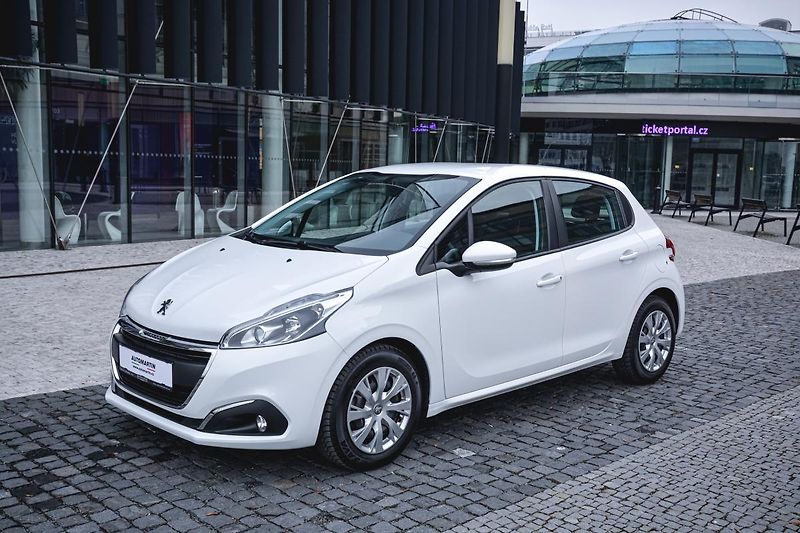 Peugeot 208 (2019) Active 1.5 Bluehdi 1 MAJ ČR - fotka 7 z 25
