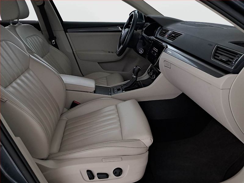 Škoda Superb (2020) Style 1.6 TDI, Automat - fotka 9 z 21