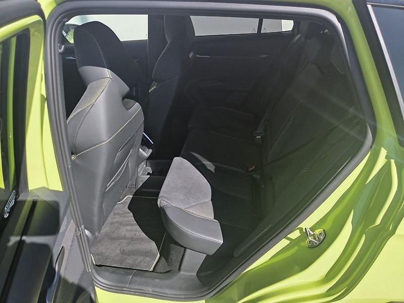 Škoda Elroq RS 84kWh 250kW - fotka 8 z 14