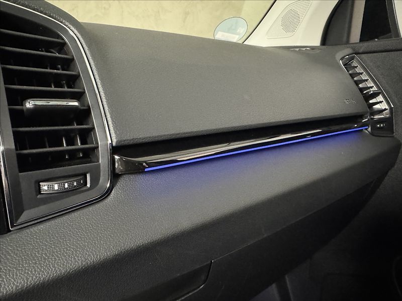 Škoda Karoq 2,0 TDi  DSG 4x4 Style Virtual - fotka 41 z 45