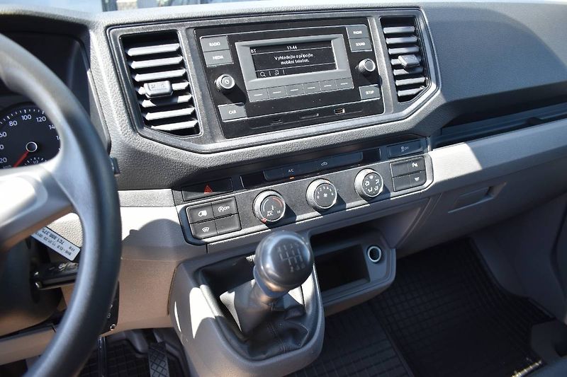 Volkswagen Crafter (2023) 2.0TDI 103kW, LED - fotka 22 z 24