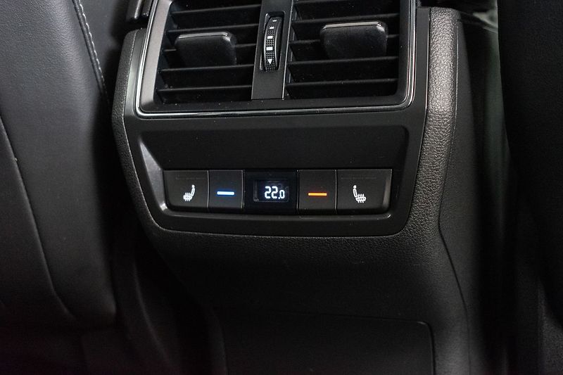Škoda Kodiaq 2.0 TDI STYLE+*TAŽNÉ*DPH*ČR 1M - fotka 17 z 48