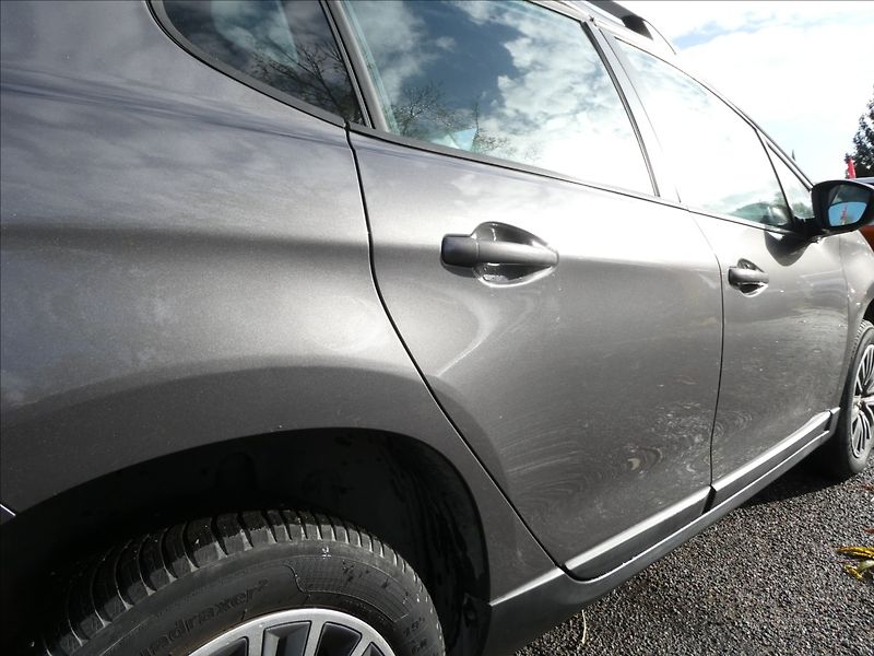 Peugeot 2008 1,2 PureTech 60kW - fotka 13 z 38