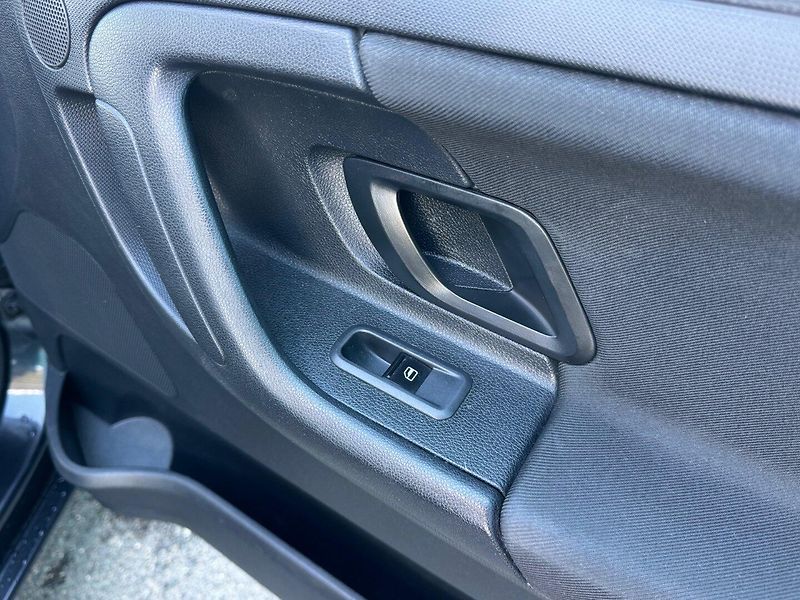 Škoda Roomster (2014) 1.2 TSI 63kW Black edition - fotka 27 z 42