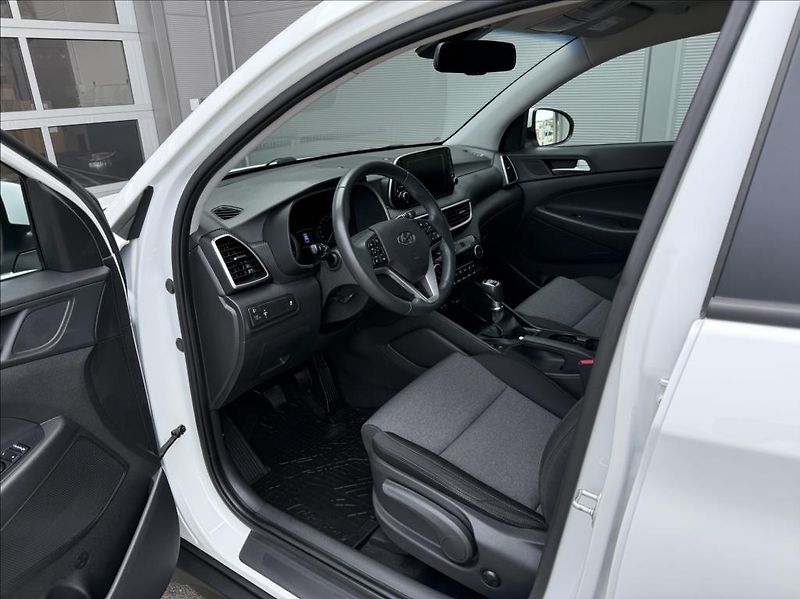Hyundai Tucson 1,6 T-GDI  Traveller - fotka 8 z 26