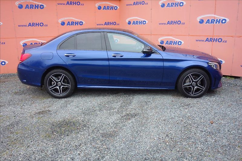 Mercedes-Benz Třídy C 220 CDi,ČR,1 MAJ.,4M,AMG. - fotka 8 z 43