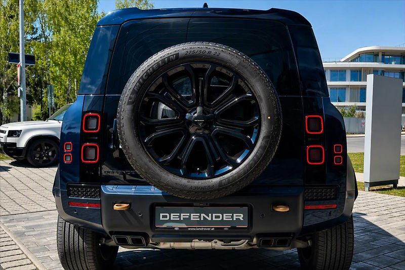 Land Rover Defender (2026) 110 V8 P635 OCTA Sargasso Blue - fotka 4 z 34