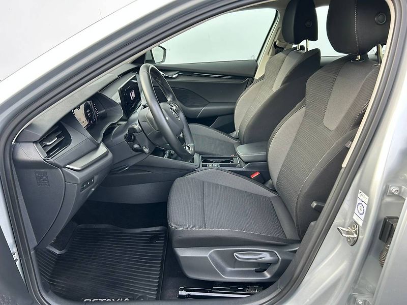 Škoda Octavia (2023) 2.0 TDI 110 kW LED - fotka 6 z 32