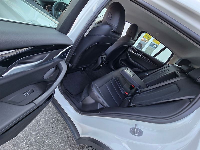 BMW X4 Xdrive 20d At KŮŽE KAMERA NAVI - fotka 12 z 47