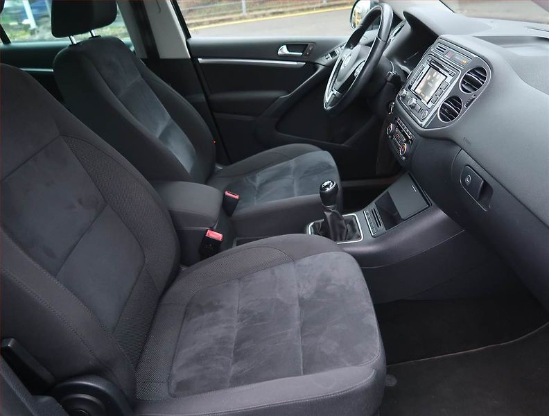 Volkswagen Tiguan (2013) Sport&Style 1.4 TSI, Navi - fotka 9 z 22