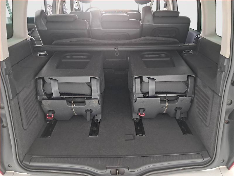 Renault Espace (2007) 2.0 dCi, nová STK, Tažné - fotka 12 z 16