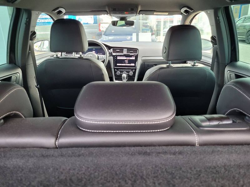 Volkswagen Golf 2.0 TDI GTD DSG Záruka 2roky - fotka 38 z 45
