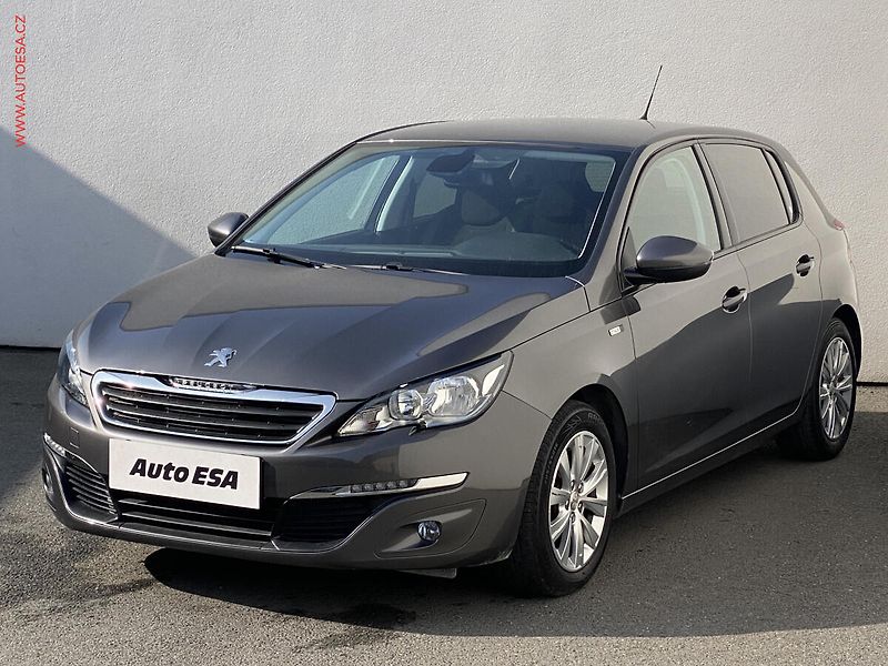 Peugeot 308 (2016) 1.2PT, Style, navi - fotka 3 z 19