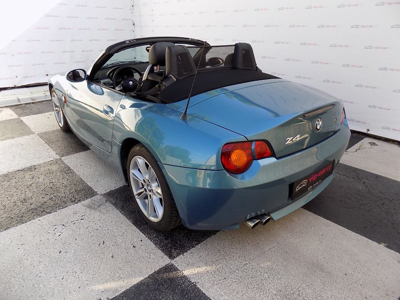 BMW Z4 (2004) 2.5i/el.střecha/klima/xenon/ - fotka 3 z 31