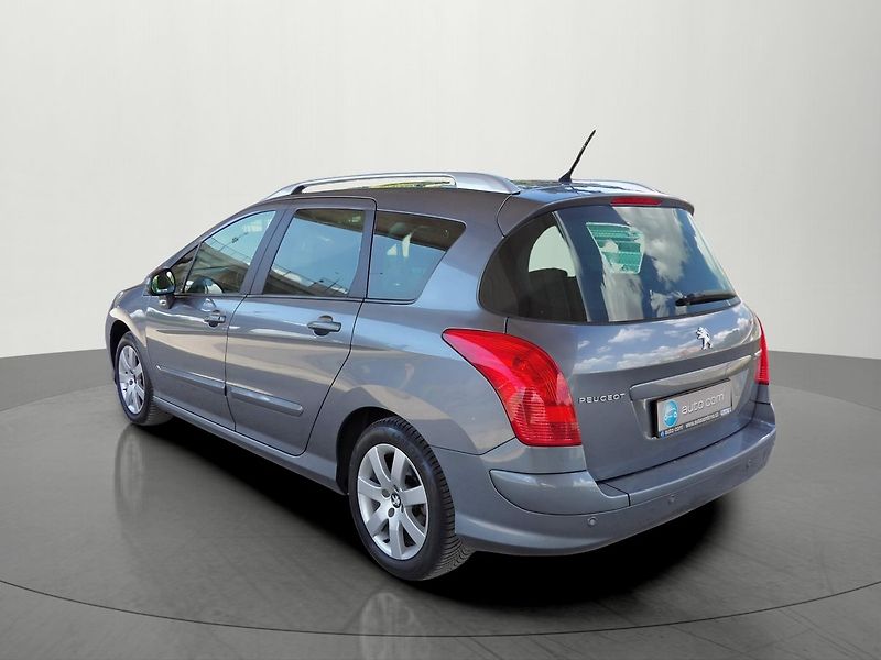 Peugeot 308 SW 1.6VTi 88kW AutoAC Serviska - fotka 3 z 33