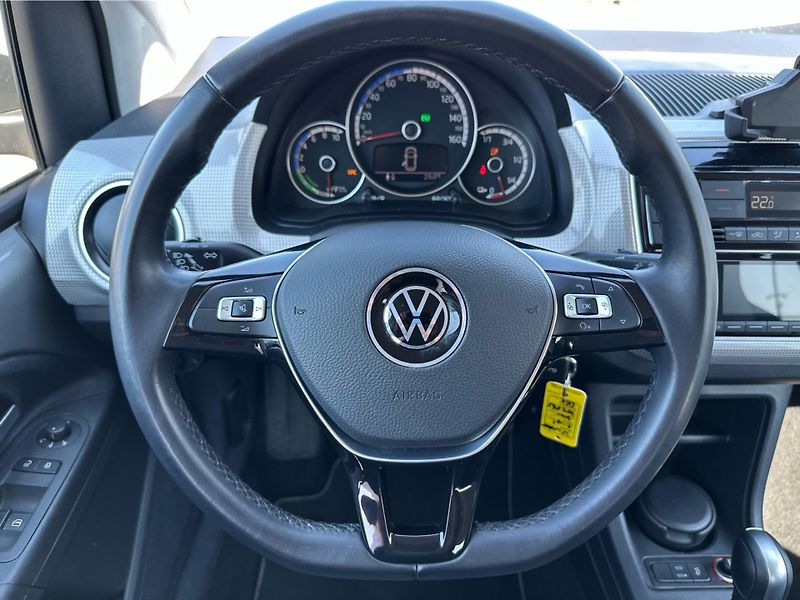 Volkswagen e-up! Move Up! 61 kW SoH: 93,3% - fotka 17 z 23