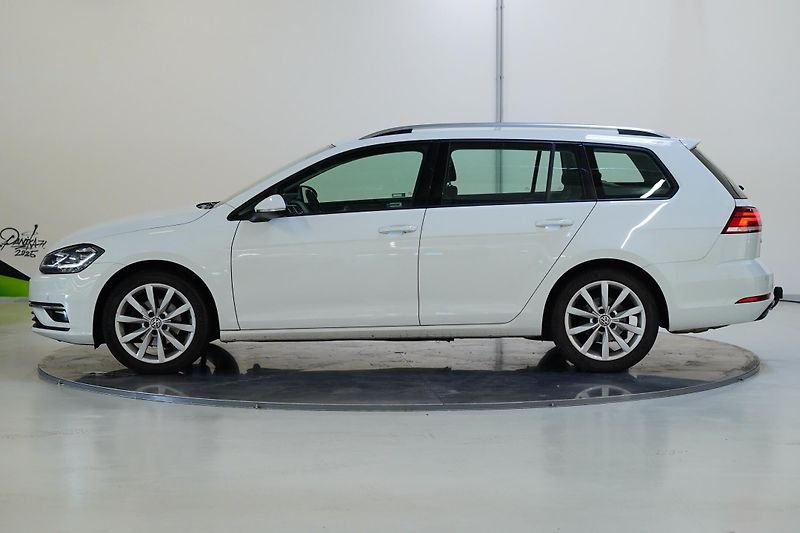 Volkswagen Golf - fotka 3 z 29