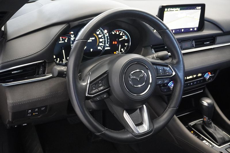 Mazda 6 (2019) 2,5 SKYACTIV-G PREMIUM AUT. - fotka 13 z 32