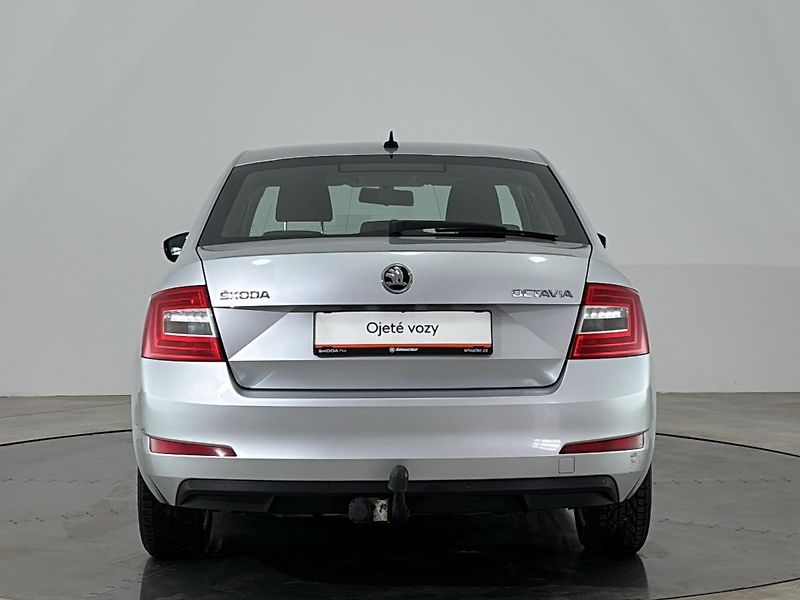 Škoda Octavia DSG,Ambition - fotka 17 z 27