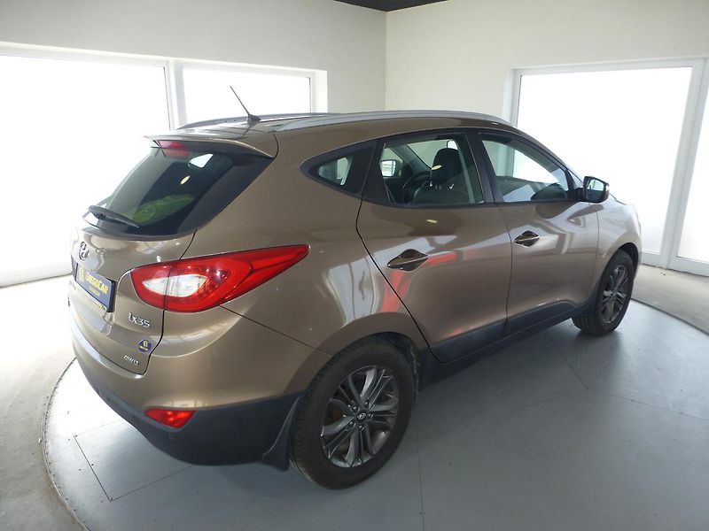 Hyundai ix35 (2015) 2,0i-122KW!!!*4X4*VYHŘ.SED**ČR - fotka 5 z 27
