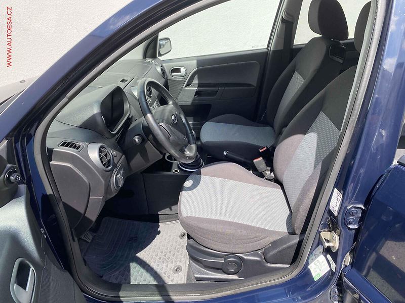 Ford Fusion (2005) 1.6i, ČR, servis.kniha, AC - fotka 9 z 15