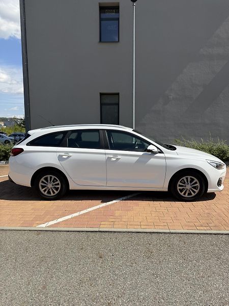 Hyundai i30 (2019) 1.6 CRDi, diesel, 85 KW, 2019 - fotka 3 z 18