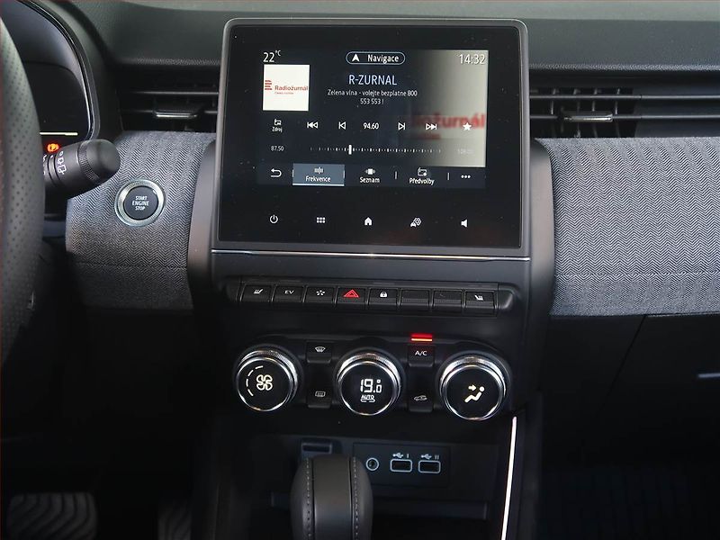 Renault Clio (2025) E-Tech Hybrid, Techno, Navigac - fotka 12 z 17