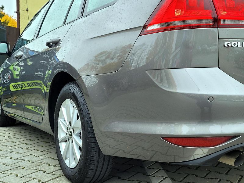 Volkswagen Golf 1,6 TDi CZ*DIGIKLIMA*SERVIS - fotka 42 z 43