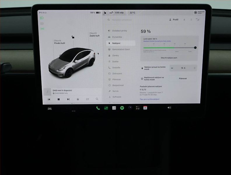 Tesla Model Y (2021) Long Range AWD 75kWh, SoH 92% - fotka 11 z 20