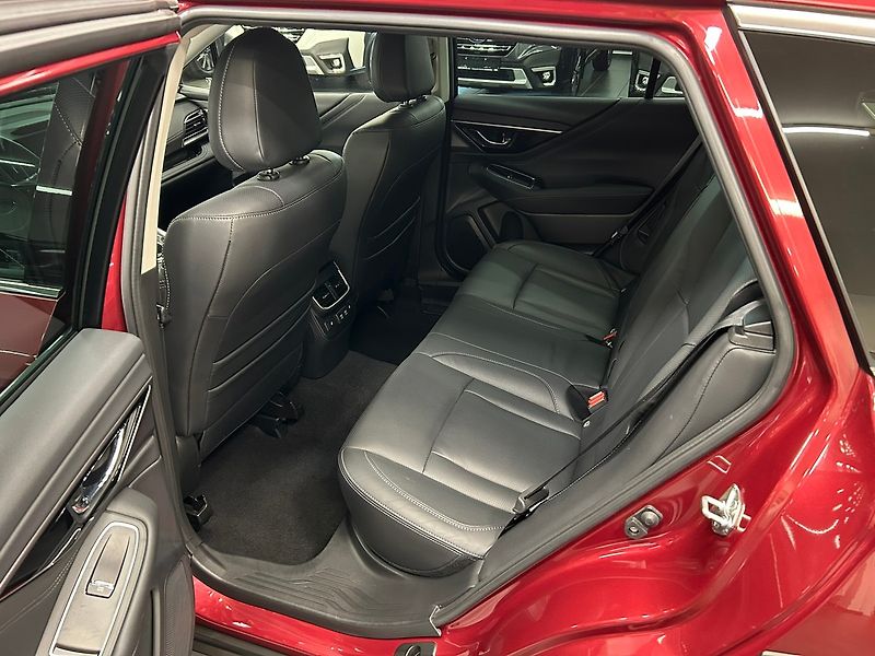 Subaru Outback (2023) 2.5 TOURING 2023 | Záruka - fotka 21 z 59