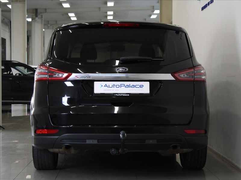 Ford S-MAX 2,0 TDCi 110kW Titanium Tažné - fotka 4 z 17