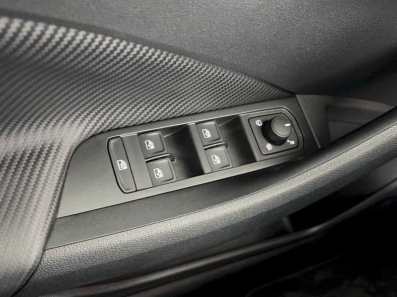 Škoda Kamiq (2025) DSG 1.5TSI 110kW Monte Carlo - fotka 27 z 33