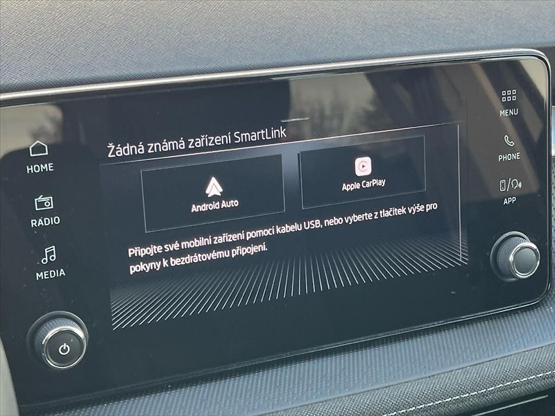 Škoda Fabia 1,0 TSi 85kW TOP SELECTION  IV - fotka 22 z 24