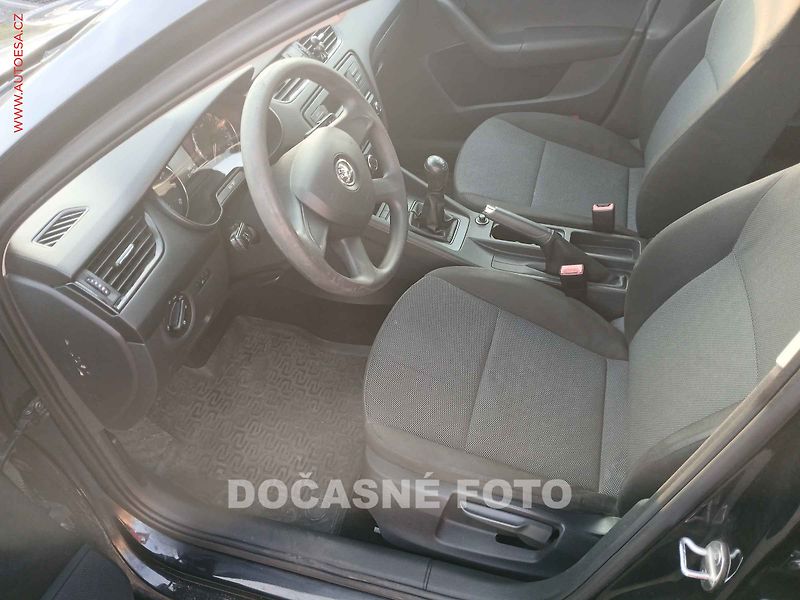 Škoda Octavia (2014) 1.2 TSI, ČR, servis.kniha, AC - fotka 3 z 3