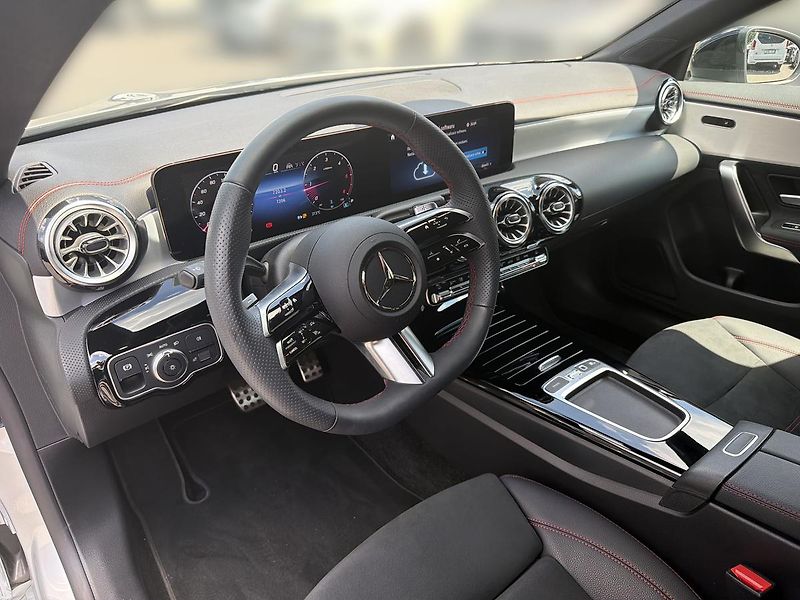 Mercedes-Benz CLA 200d kupé - fotka 9 z 17