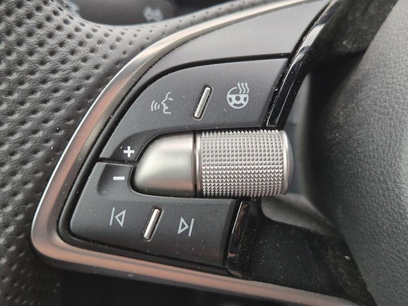 Škoda Fabia Monte Carlo 1.0 TSI 85 kW - fotka 21 z 29